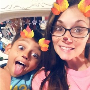 Meet your Posher, Holly